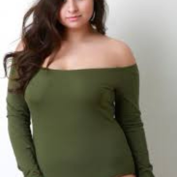 Tops - NWT Long Sleeve Off Shoulder Bodysuit - Olive